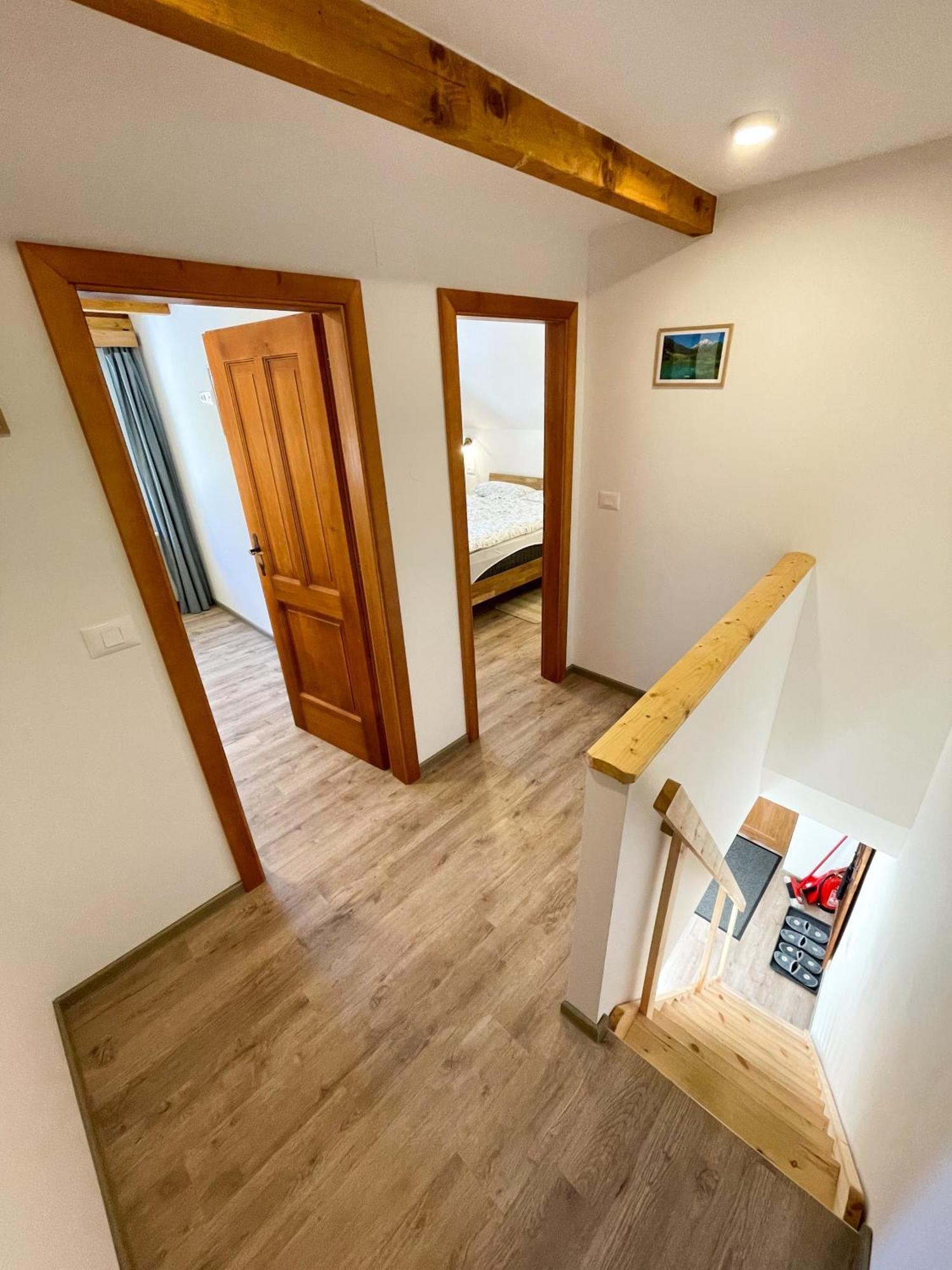 Apartment House Prezlc 크라니스카고라 외부 사진